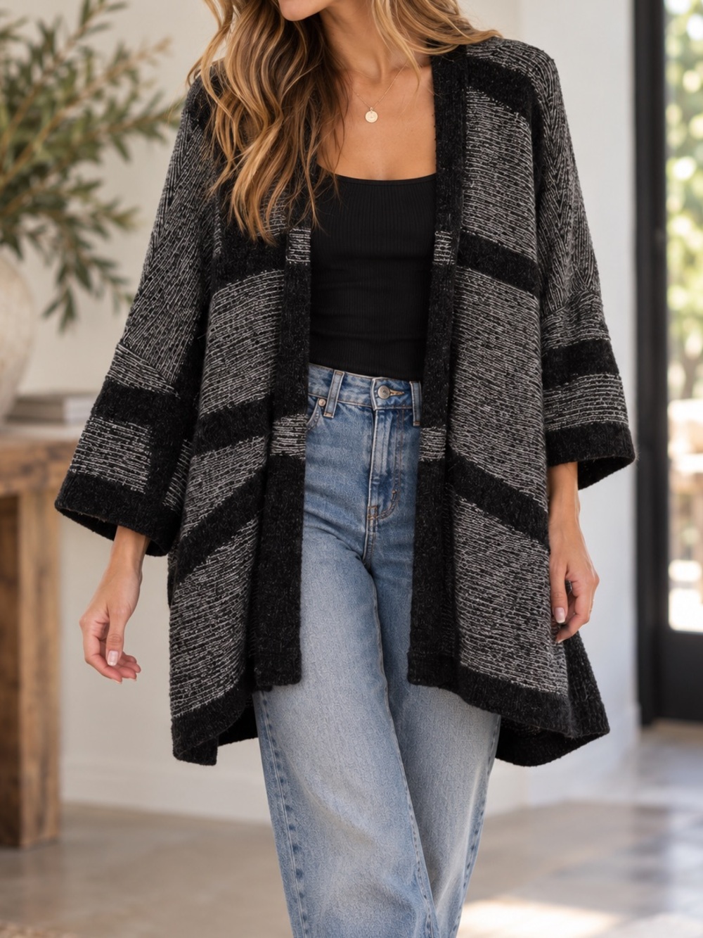 Marla Wynne Black & Gray Open-Front Striped Knit Cardigan